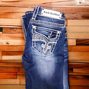 Rock Revival "Avery" Capri Jeans Size 26